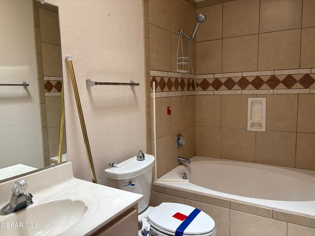 8400 MERCURY Street, El Paso, TX 79904