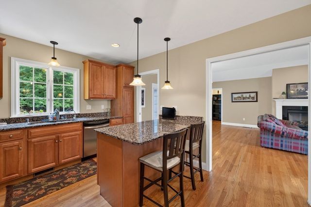 44 Tupelo Road, Westport, MA 02790