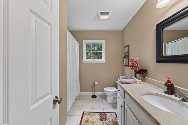 44 Tupelo Road, Westport, MA 02790