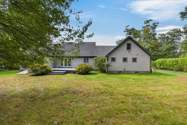 44 Tupelo Road, Westport, MA 02790