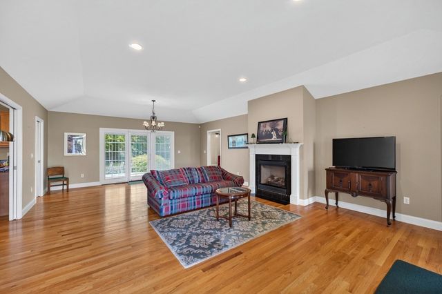 44 Tupelo Road, Westport, MA 02790