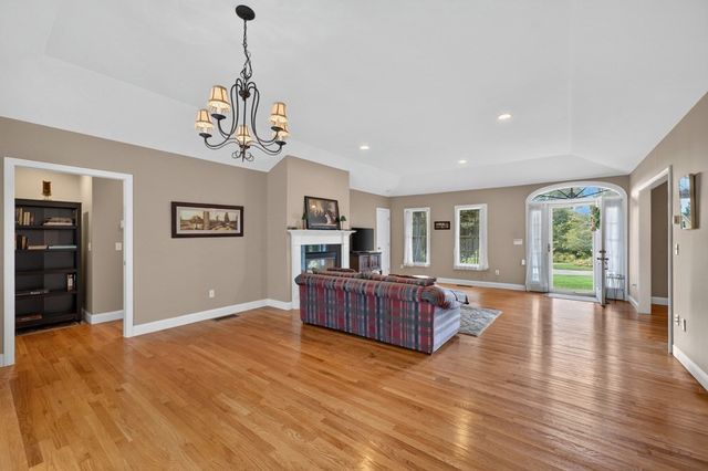 44 Tupelo Road, Westport, MA 02790