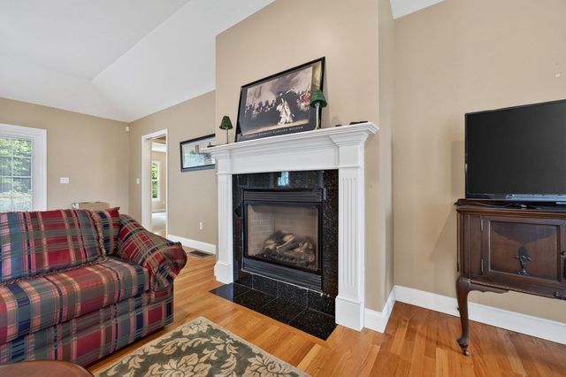 44 Tupelo Road, Westport, MA 02790