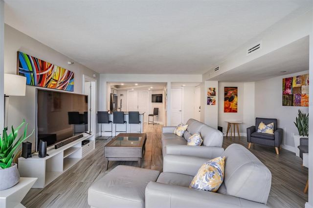 690 ISLAND WAY 607, Clearwater, FL 33767