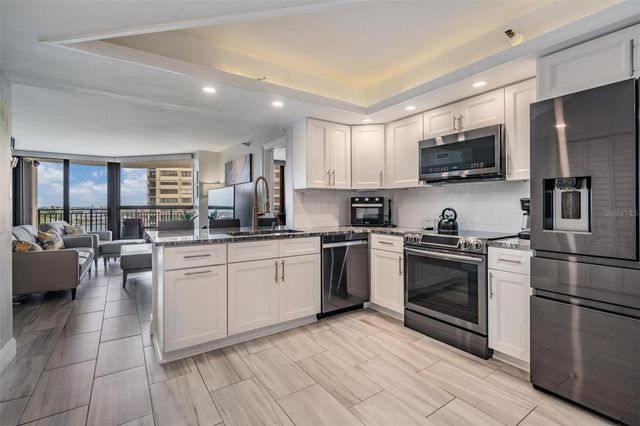 690 ISLAND WAY 607, Clearwater, FL 33767