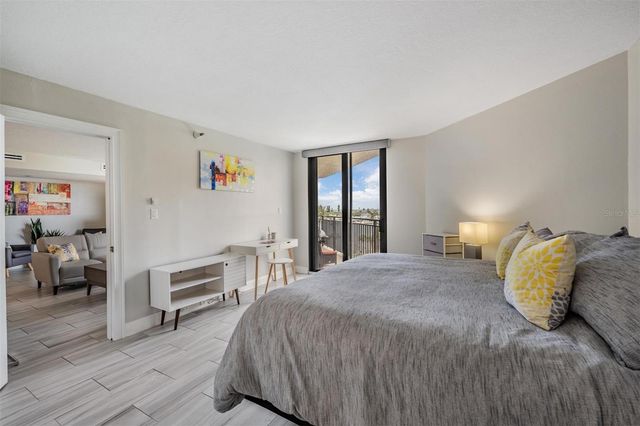 690 ISLAND WAY 607, Clearwater, FL 33767