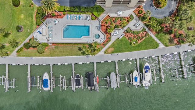 690 ISLAND WAY 607, Clearwater, FL 33767