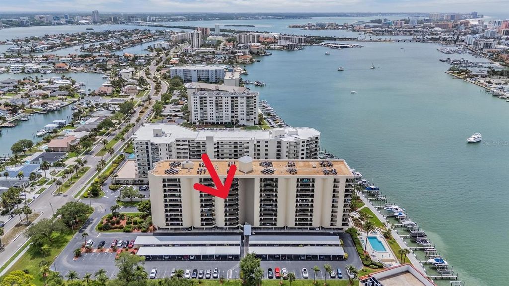690 ISLAND WAY 607, Clearwater, FL 33767