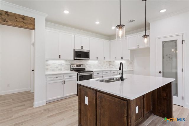 1405 Cedar River Lane, Temple, TX 76502