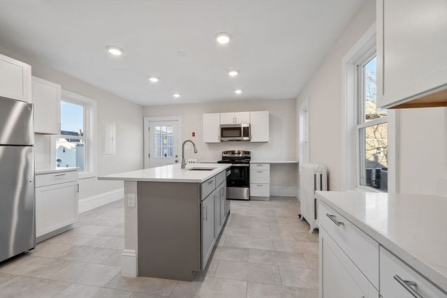 17 Everett Ave, Somerville, MA 02145