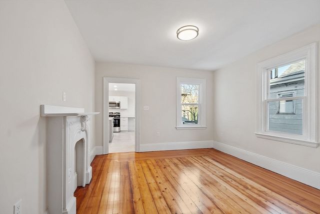 17 Everett Ave, Somerville, MA 02145