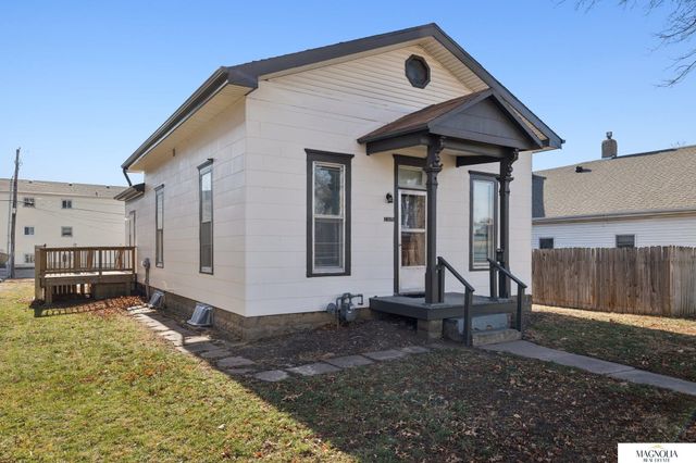 2305 S Street, Lincoln, NE 68503