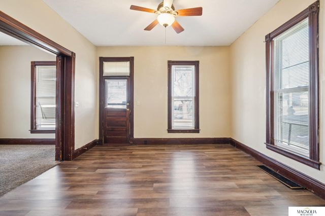 2305 S Street, Lincoln, NE 68503