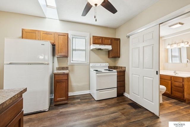 2305 S Street, Lincoln, NE 68503