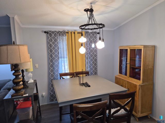 1801 E Sage Pl Place, Sioux Falls, SD 57103