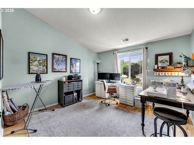 2213 Sw 12TH St, Battle Ground, WA 98604