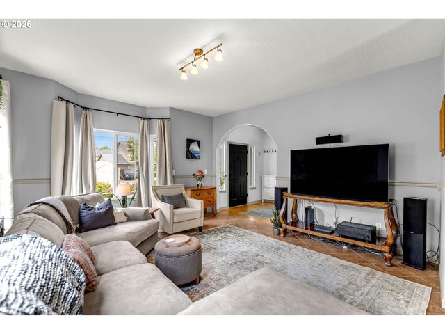 2213 Sw 12TH St, Battle Ground, WA 98604