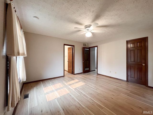 1633 S Greenfield Court, Bloomington, IN 47401