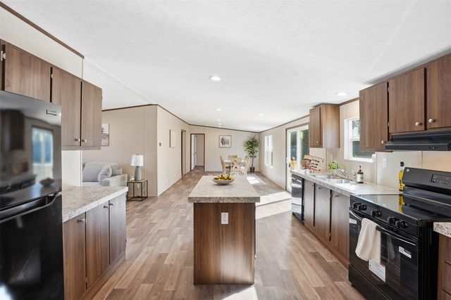 2316 Pecan Valley, Cleburne, TX 76031