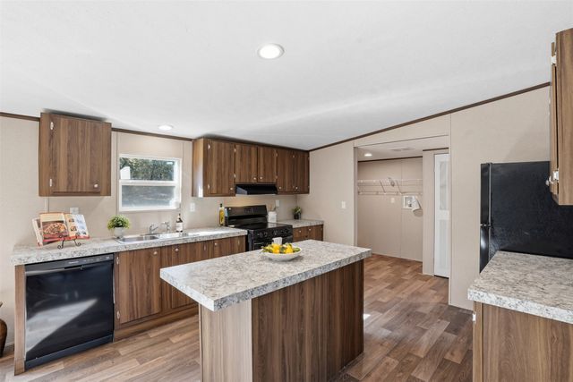 2316 Pecan Valley, Cleburne, TX 76031