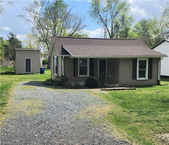 109 Long Street, Mayodan, NC 27027