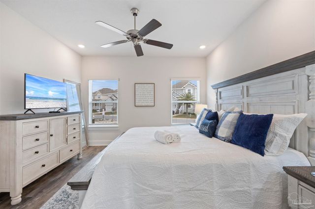 14330 Gardenglen Dr, Pensacola, FL 32507