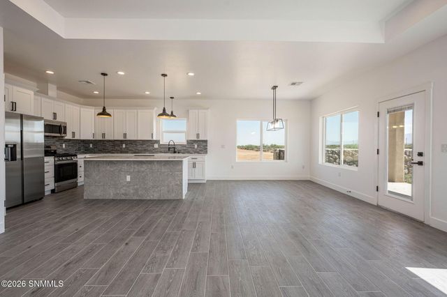6542 Swan Street, Las Cruces, NM 88012