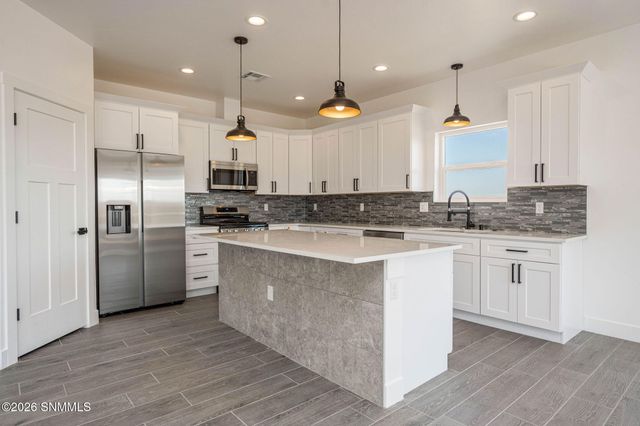 6542 Swan Street, Las Cruces, NM 88012