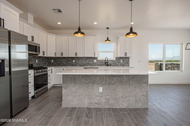 6542 Swan Street, Las Cruces, NM 88012