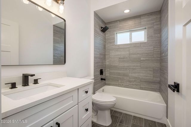 6542 Swan Street, Las Cruces, NM 88012