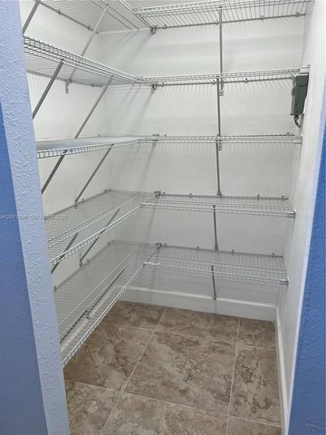 27728 SW 132nd Ct, Homestead, FL 33032