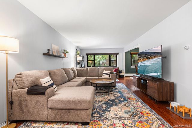 2241 Palmer Avenue 3E, New Rochelle, NY 10801