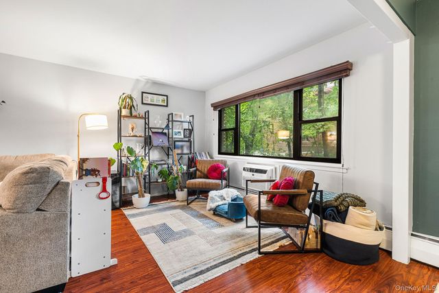 2241 Palmer Avenue 3E, New Rochelle, NY 10801