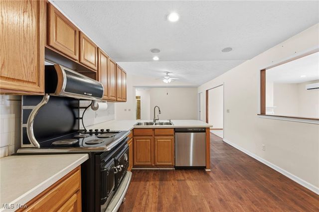 7260 Port Royal Court, Mentor, OH 44060