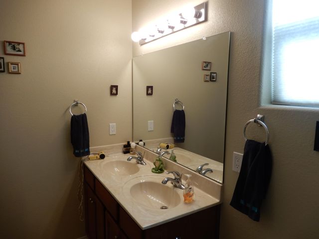 4927 Costa Uasca Drive NW, Albuquerque, NM 87120