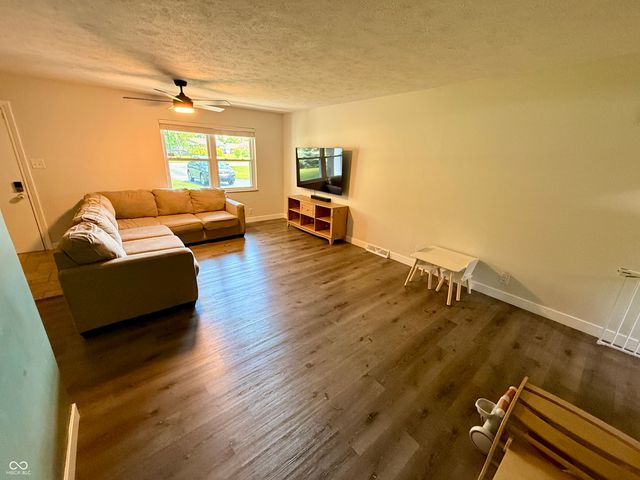 7424 McFarland Road, Indianapolis, IN 46227