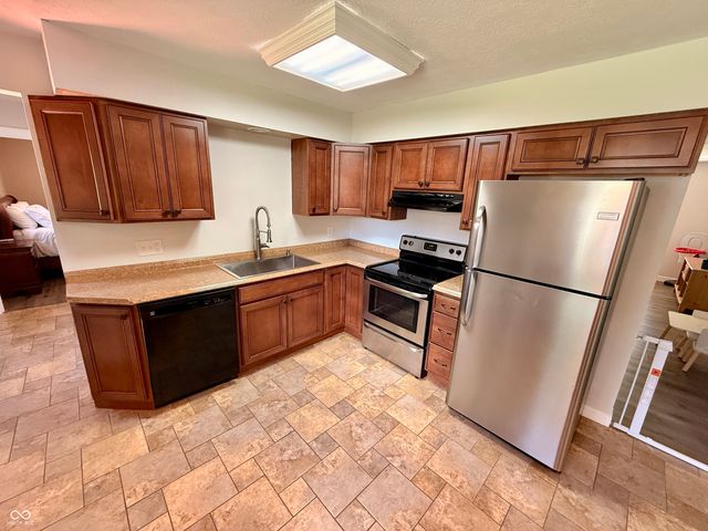 7424 McFarland Road, Indianapolis, IN 46227
