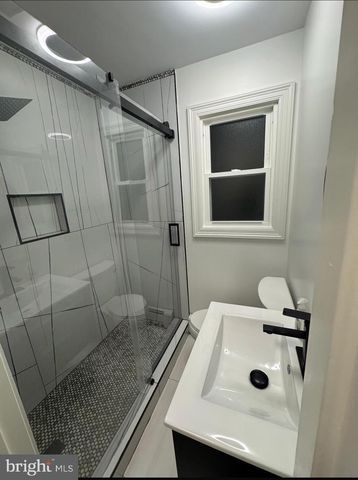 3 FRANK RICHARDSON RD, Robbinsville, NJ 08691