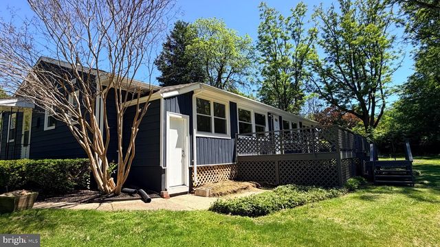 3 FRANK RICHARDSON RD, Robbinsville, NJ 08691
