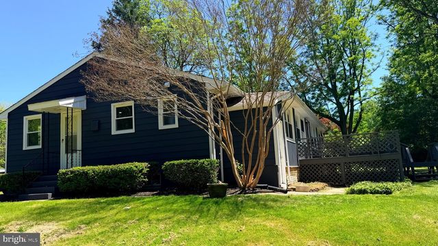 3 FRANK RICHARDSON RD, Robbinsville, NJ 08691