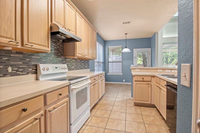 2209 Geneva Lane, Mckinney, TX 75072