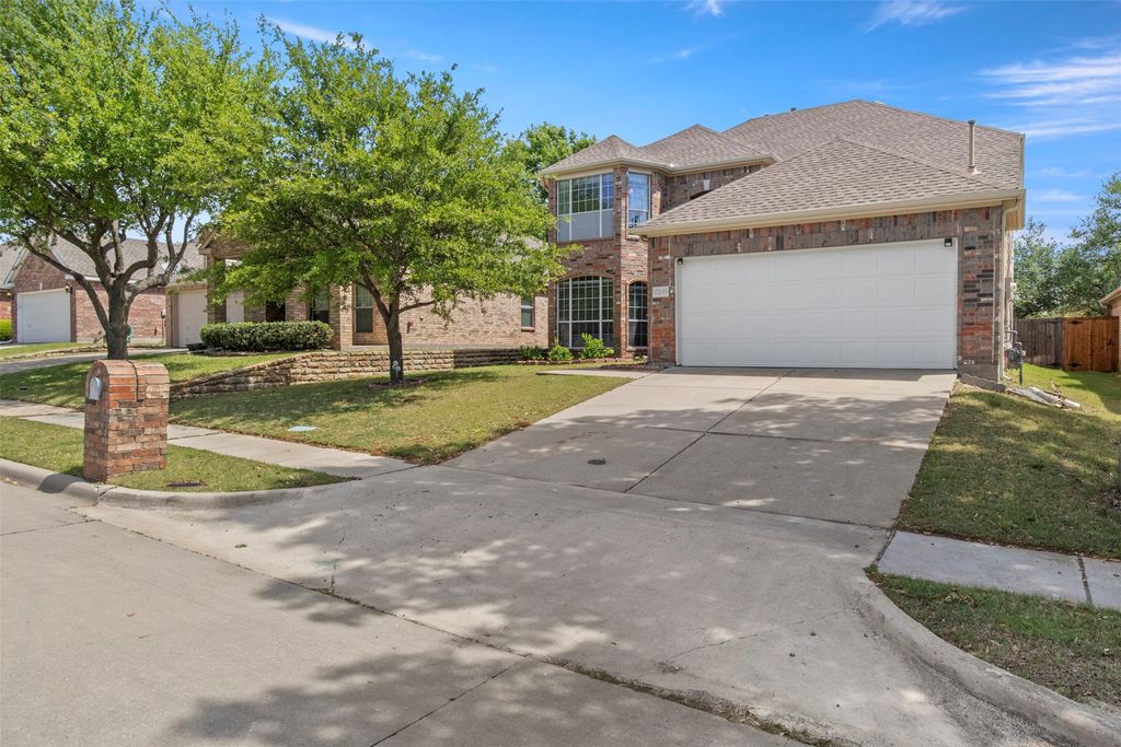 2209 Geneva Lane, Mckinney, TX 75072
