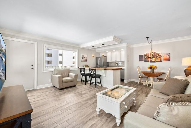 3600 N Ocean Drive 423, Singer Island, FL 33404
