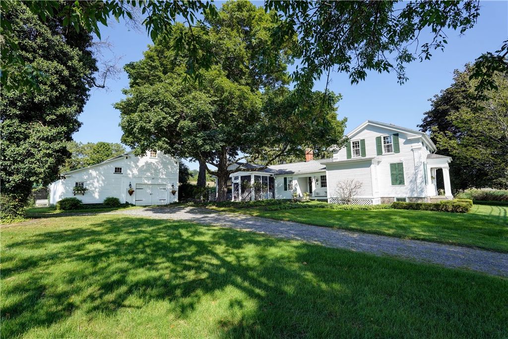 117 East Street, Pittsford, NY 14534