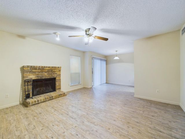 8502 Lyndon LN B, Austin, TX 78729