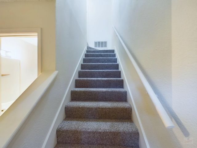 8502 Lyndon LN B, Austin, TX 78729