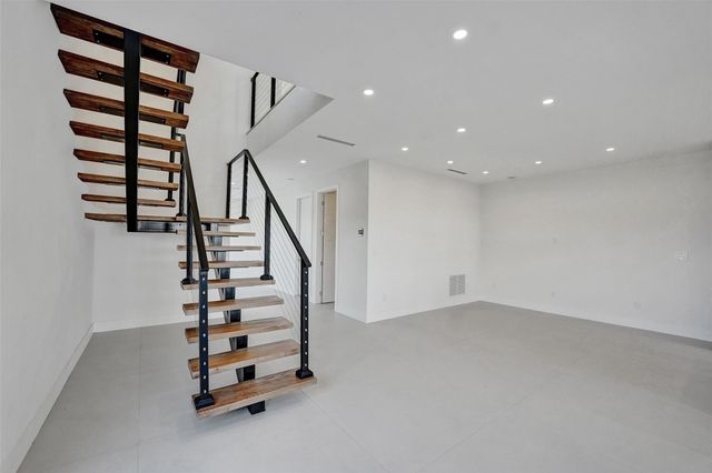 1527 NE 15th Ave, Fort Lauderdale, FL 33304