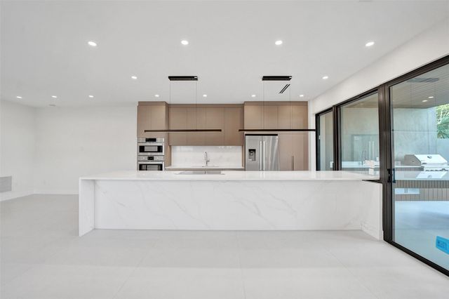 1527 NE 15th Ave, Fort Lauderdale, FL 33304