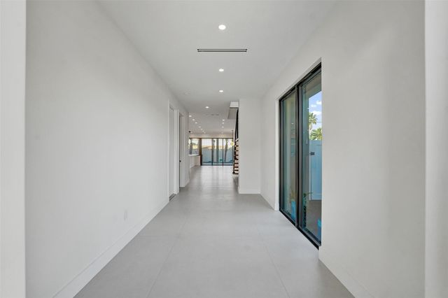 1527 NE 15th Ave, Fort Lauderdale, FL 33304