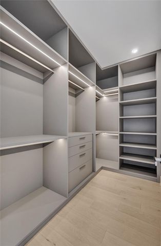 1527 NE 15th Ave, Fort Lauderdale, FL 33304